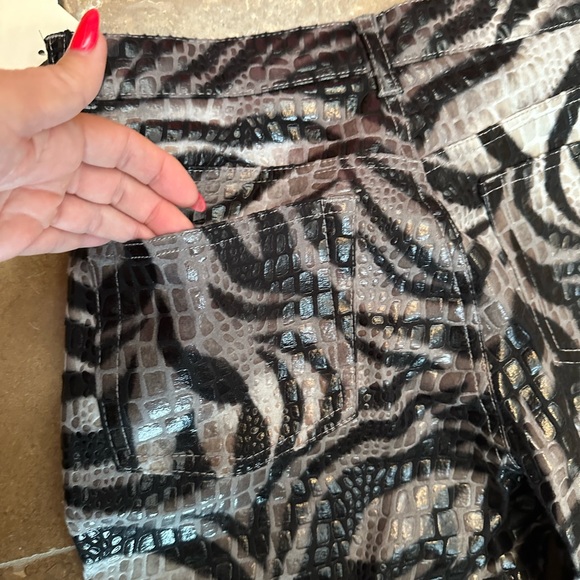 Candies snake print embossed jeans sz 11 wide leg pants NWT python animal print - Picture 5 of 9